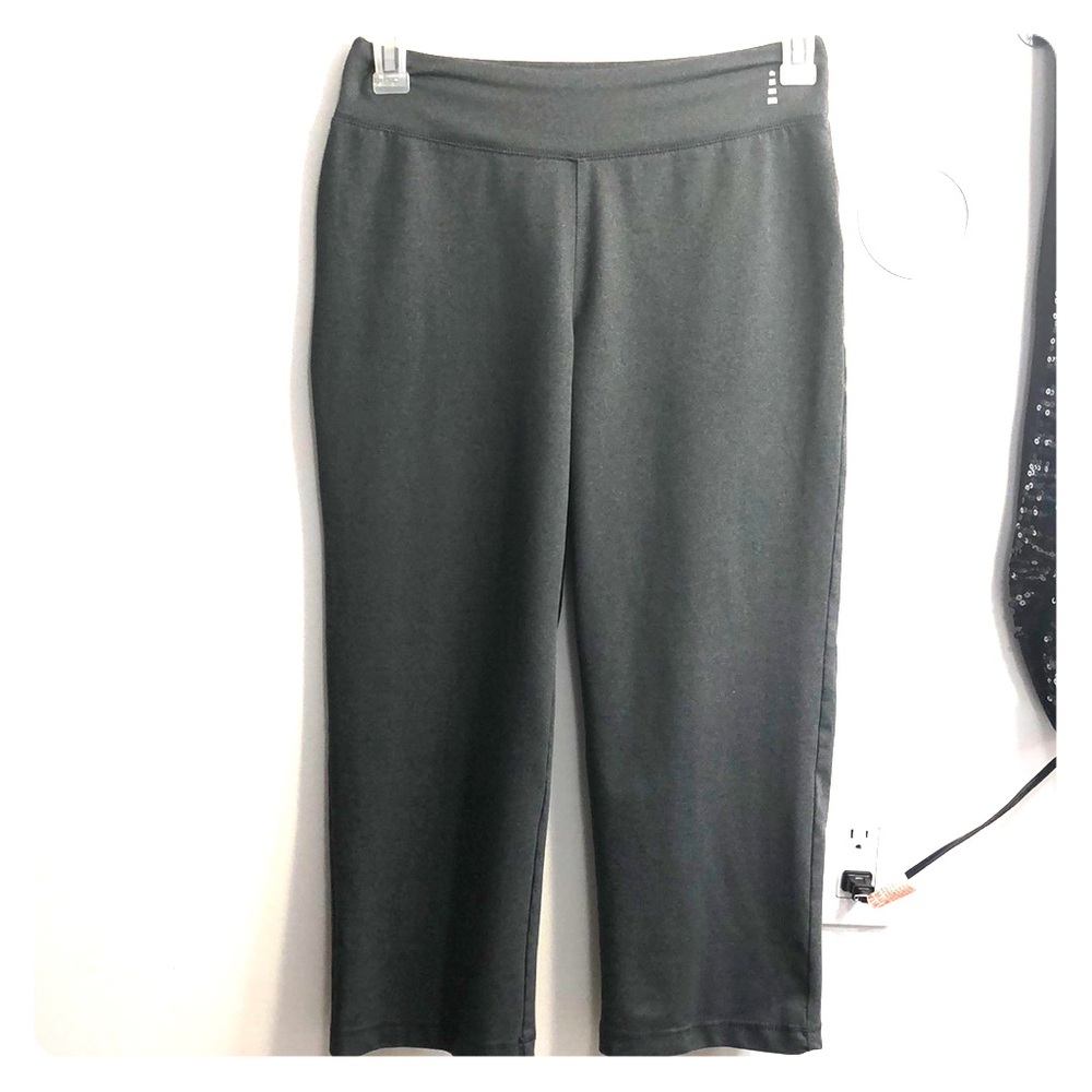 NWOT~ Land’s End -Gray cropped joggers sweats